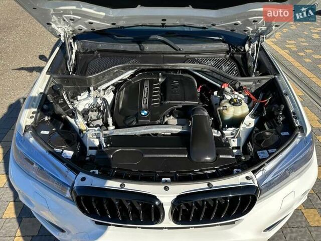 Білий БМВ Х6, об'ємом двигуна 2.98 л та пробігом 191 тис. км за 28900 $, фото 31 на Automoto.ua