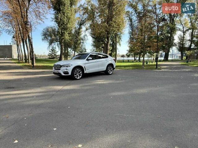 Белый БМВ Х6, объемом двигателя 2.99 л и пробегом 75 тыс. км за 43350 $, фото 31 на Automoto.ua