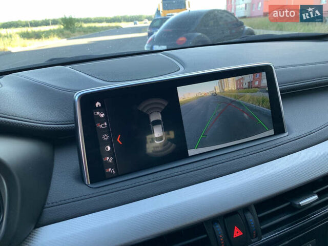 Белый БМВ Х6, объемом двигателя 3 л и пробегом 100 тыс. км за 44950 $, фото 17 на Automoto.ua