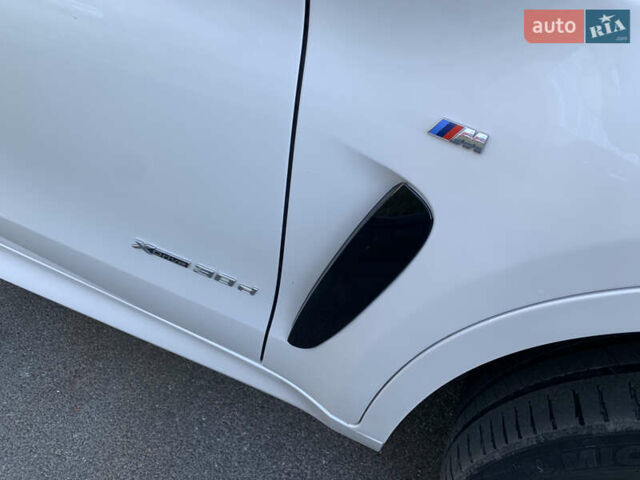 Белый БМВ Х6, объемом двигателя 3 л и пробегом 100 тыс. км за 44950 $, фото 44 на Automoto.ua