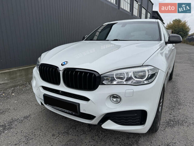 Белый БМВ Х6, объемом двигателя 2.99 л и пробегом 121 тыс. км за 48000 $, фото 3 на Automoto.ua