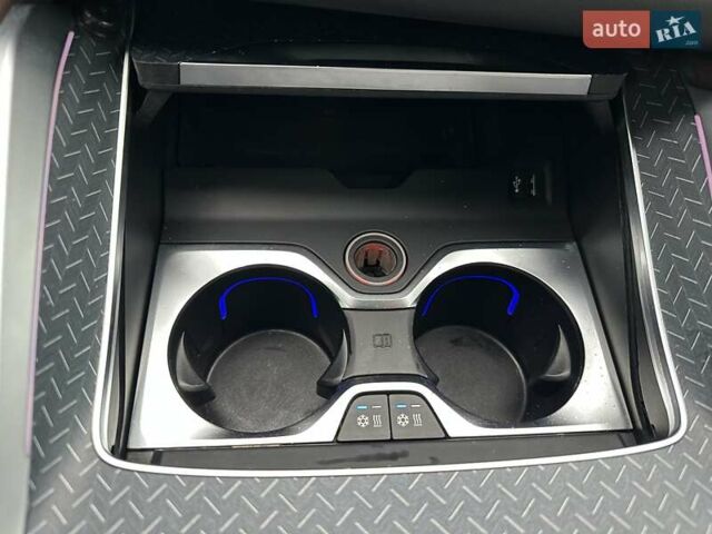 Белый БМВ Х6, объемом двигателя 2.99 л и пробегом 90 тыс. км за 67500 $, фото 55 на Automoto.ua