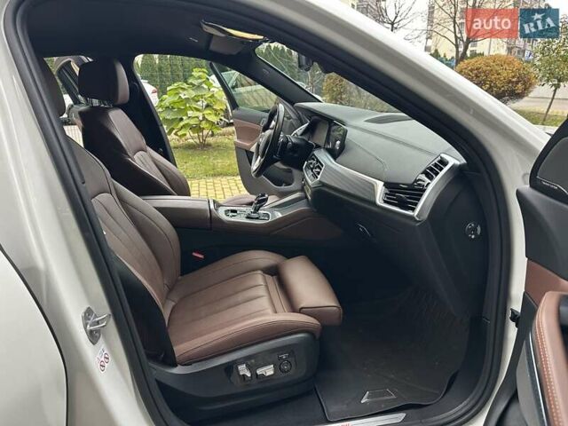 Белый БМВ Х6, объемом двигателя 2.99 л и пробегом 90 тыс. км за 67500 $, фото 39 на Automoto.ua