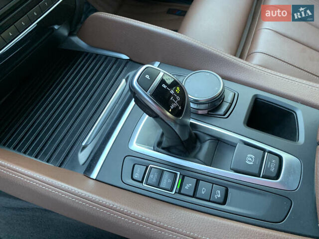 Белый БМВ Х6, объемом двигателя 3 л и пробегом 100 тыс. км за 44950 $, фото 20 на Automoto.ua