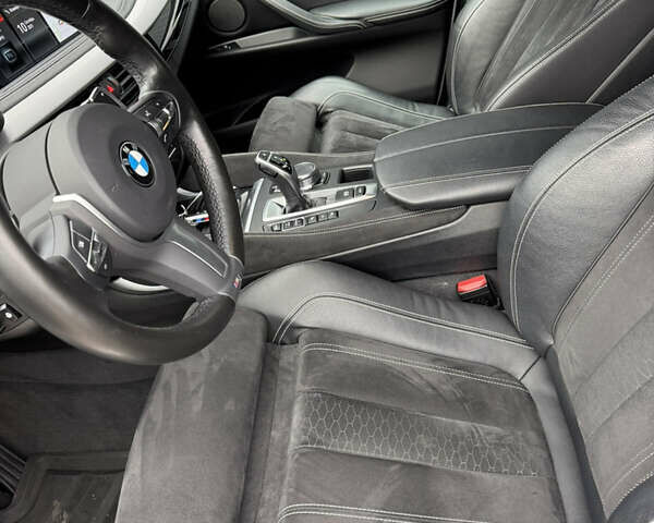 Белый БМВ Х6, объемом двигателя 2.99 л и пробегом 121 тыс. км за 48000 $, фото 10 на Automoto.ua