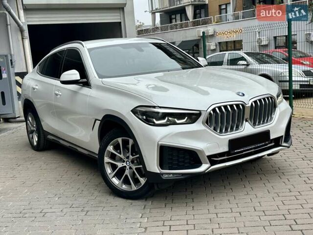 Белый БМВ Х6, объемом двигателя 2.99 л и пробегом 90 тыс. км за 67500 $, фото 9 на Automoto.ua