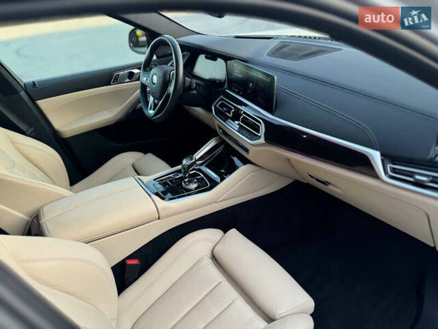 Белый БМВ Х6, объемом двигателя 3 л и пробегом 105 тыс. км за 58000 $, фото 10 на Automoto.ua