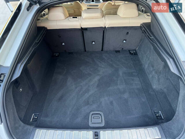 Белый БМВ Х6, объемом двигателя 3 л и пробегом 105 тыс. км за 58000 $, фото 23 на Automoto.ua