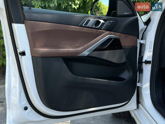 Білий БМВ Х6, об'ємом двигуна 3 л та пробігом 48 тис. км за 69500 $, фото 15 на Automoto.ua