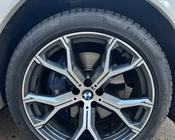 Белый БМВ Х6, объемом двигателя 2.99 л и пробегом 56 тыс. км за 83000 $, фото 9 на Automoto.ua