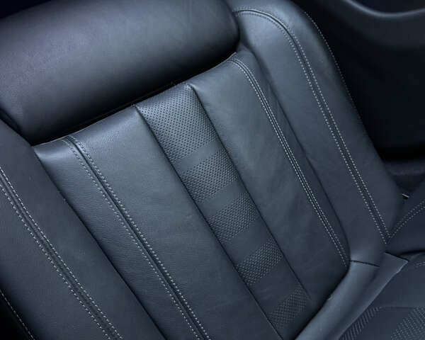 Белый БМВ Х6, объемом двигателя 2.99 л и пробегом 56 тыс. км за 83000 $, фото 13 на Automoto.ua