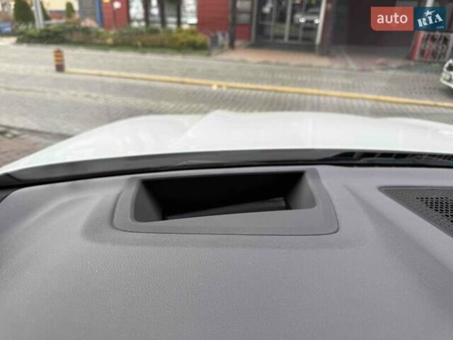 Білий БМВ Х6, об'ємом двигуна 3 л та пробігом 36 тис. км за 79900 $, фото 30 на Automoto.ua