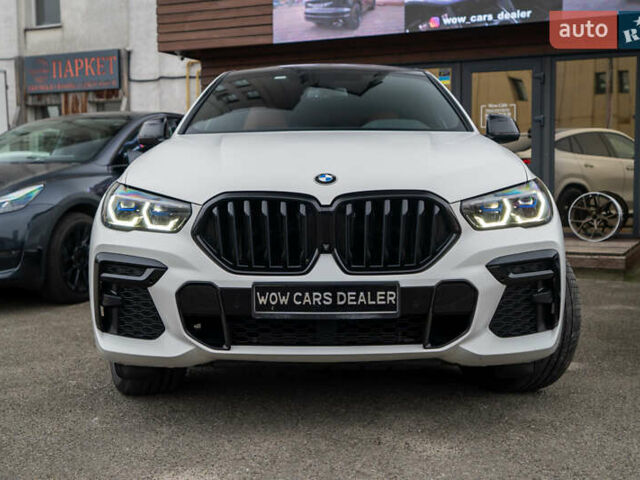 Белый БМВ Х6, объемом двигателя 4.4 л и пробегом 71 тыс. км за 74900 $, фото 1 на Automoto.ua