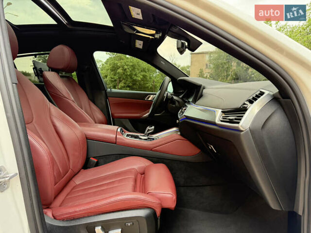 Білий БМВ Х6, об'ємом двигуна 3 л та пробігом 85 тис. км за 71000 $, фото 34 на Automoto.ua