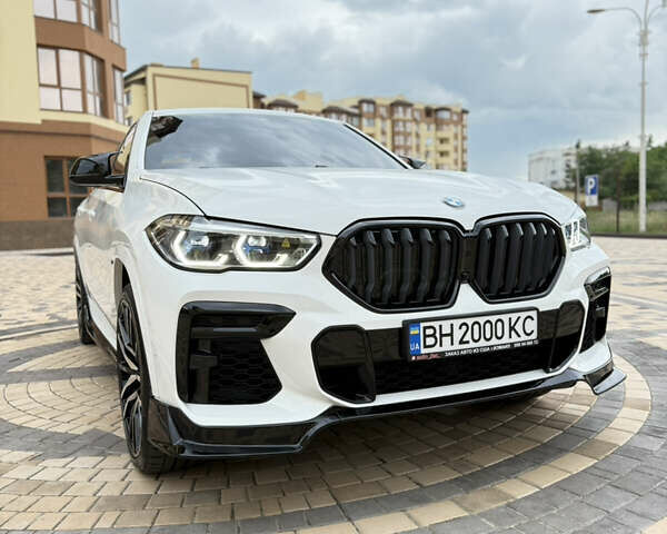 Білий БМВ Х6, об'ємом двигуна 3 л та пробігом 85 тис. км за 71000 $, фото 15 на Automoto.ua