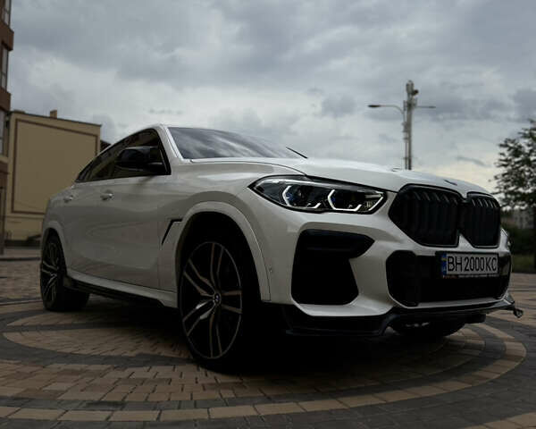 Білий БМВ Х6, об'ємом двигуна 3 л та пробігом 85 тис. км за 71000 $, фото 22 на Automoto.ua