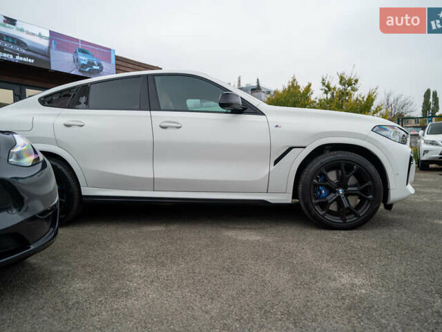 Белый БМВ Х6, объемом двигателя 4.4 л и пробегом 71 тыс. км за 74900 $, фото 4 на Automoto.ua