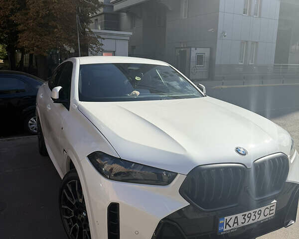 Белый БМВ Х6, объемом двигателя 2.99 л и пробегом 46 тыс. км за 105000 $, фото 1 на Automoto.ua