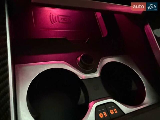 Белый БМВ Х6, объемом двигателя 2.99 л и пробегом 46 тыс. км за 111000 $, фото 7 на Automoto.ua