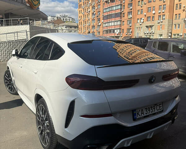 Белый БМВ Х6, объемом двигателя 2.99 л и пробегом 46 тыс. км за 105000 $, фото 3 на Automoto.ua
