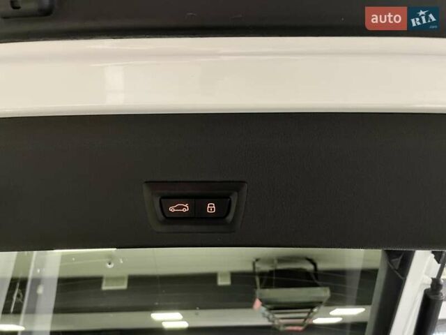 Белый БМВ Х6, объемом двигателя 2.99 л и пробегом 28 тыс. км за 109700 $, фото 23 на Automoto.ua