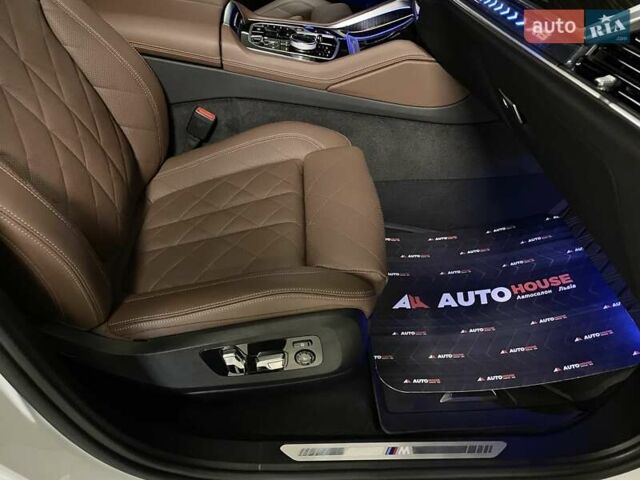 Белый БМВ Х6, объемом двигателя 2.99 л и пробегом 28 тыс. км за 109700 $, фото 41 на Automoto.ua