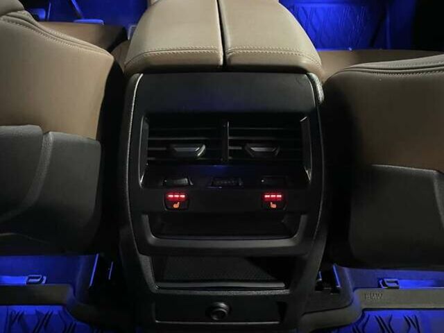 Белый БМВ Х6, объемом двигателя 2.99 л и пробегом 28 тыс. км за 109700 $, фото 38 на Automoto.ua