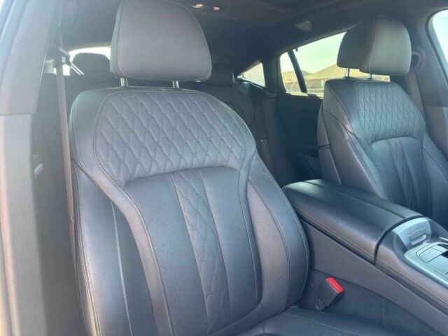 Белый БМВ Х6, объемом двигателя 4.4 л и пробегом 15 тыс. км за 45900 $, фото 12 на Automoto.ua