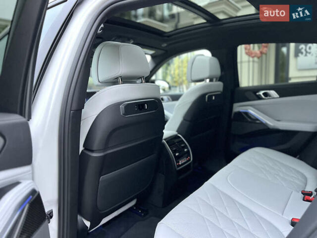 Білий БМВ Х6, об'ємом двигуна 4.39 л та пробігом 1 тис. км за 139000 $, фото 29 на Automoto.ua