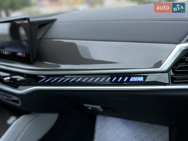 Білий БМВ Х6, об'ємом двигуна 4.39 л та пробігом 1 тис. км за 139000 $, фото 41 на Automoto.ua