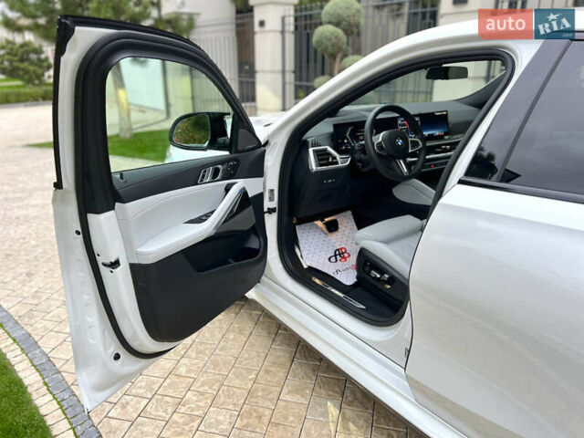 Білий БМВ Х6, об'ємом двигуна 4.39 л та пробігом 1 тис. км за 139000 $, фото 22 на Automoto.ua