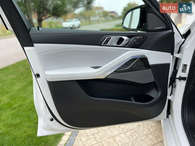 Білий БМВ Х6, об'ємом двигуна 4.39 л та пробігом 1 тис. км за 139000 $, фото 23 на Automoto.ua