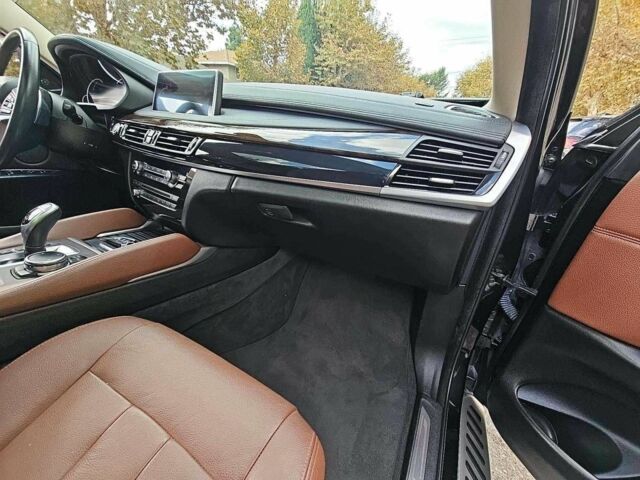 Черный БМВ Х6, объемом двигателя 0 л и пробегом 90 тыс. км за 14000 $, фото 8 на Automoto.ua