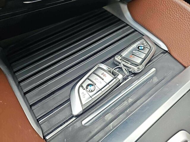 Черный БМВ Х6, объемом двигателя 0 л и пробегом 90 тыс. км за 14000 $, фото 16 на Automoto.ua