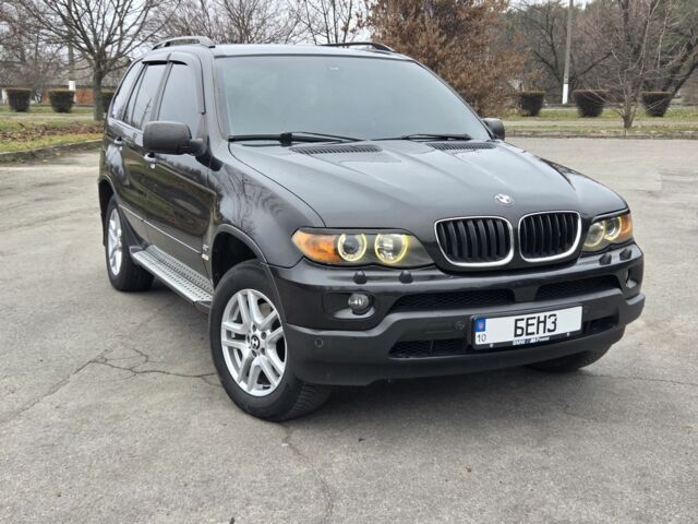 Черный БМВ Х6, объемом двигателя 3 л и пробегом 369 тыс. км за 10500 $, фото 1 на Automoto.ua
