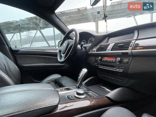 Чорний БМВ Х6, об'ємом двигуна 4.4 л та пробігом 229 тис. км за 13250 $, фото 70 на Automoto.ua