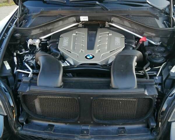 Чорний БМВ Х6, об'ємом двигуна 4.39 л та пробігом 68 тис. км за 17500 $, фото 16 на Automoto.ua