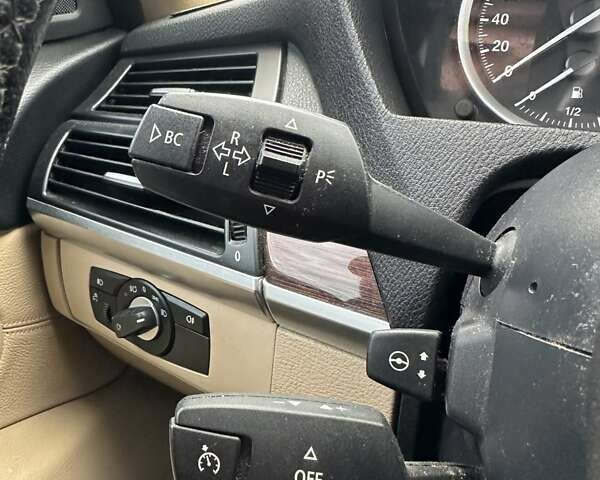 Чорний БМВ Х6, об'ємом двигуна 2.98 л та пробігом 210 тис. км за 11500 $, фото 36 на Automoto.ua