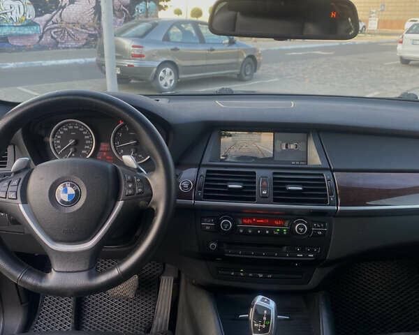 Чорний БМВ Х6, об'ємом двигуна 3 л та пробігом 235 тис. км за 13700 $, фото 12 на Automoto.ua