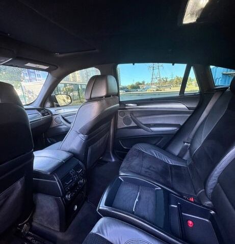 Чорний БМВ Х6, об'ємом двигуна 3 л та пробігом 222 тис. км за 16000 $, фото 3 на Automoto.ua