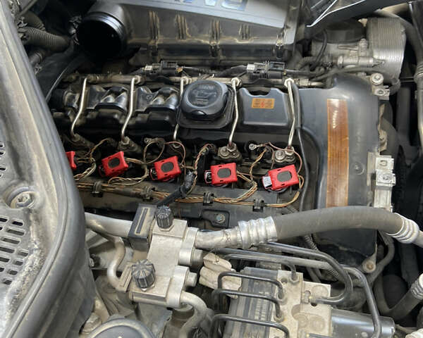 Черный БМВ Х6, объемом двигателя 3 л и пробегом 189 тыс. км за 16500 $, фото 10 на Automoto.ua