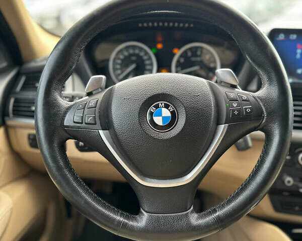 Чорний БМВ Х6, об'ємом двигуна 2.98 л та пробігом 210 тис. км за 11500 $, фото 20 на Automoto.ua