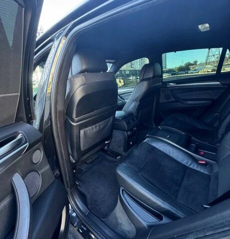 Чорний БМВ Х6, об'ємом двигуна 3 л та пробігом 222 тис. км за 16000 $, фото 4 на Automoto.ua