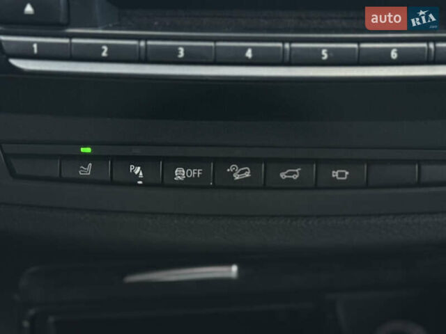 Чорний БМВ Х6, об'ємом двигуна 2.99 л та пробігом 333 тис. км за 22500 $, фото 47 на Automoto.ua