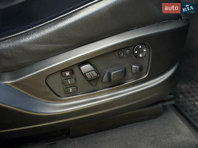 Чорний БМВ Х6, об'ємом двигуна 2.99 л та пробігом 333 тис. км за 22500 $, фото 39 на Automoto.ua