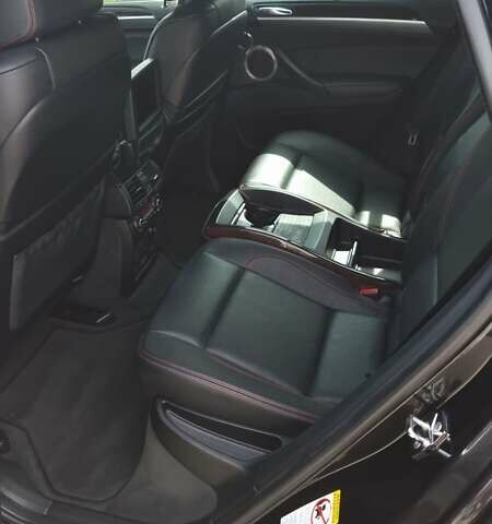 Черный БМВ Х6, объемом двигателя 4.4 л и пробегом 150 тыс. км за 20000 $, фото 7 на Automoto.ua