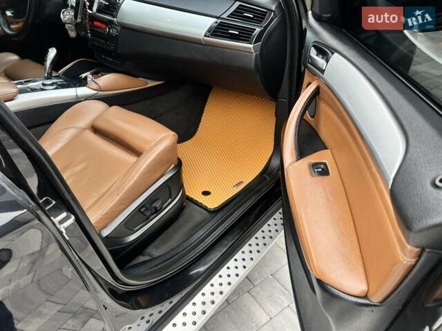 Черный БМВ Х6, объемом двигателя 3 л и пробегом 266 тыс. км за 14950 $, фото 39 на Automoto.ua