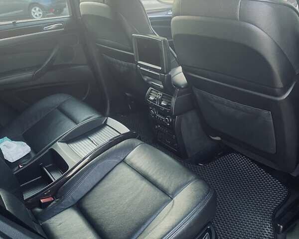 Черный БМВ Х6, объемом двигателя 3 л и пробегом 236 тыс. км за 13700 $, фото 22 на Automoto.ua