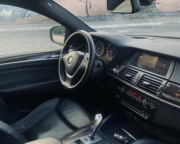 Черный БМВ Х6, объемом двигателя 3 л и пробегом 236 тыс. км за 13700 $, фото 23 на Automoto.ua