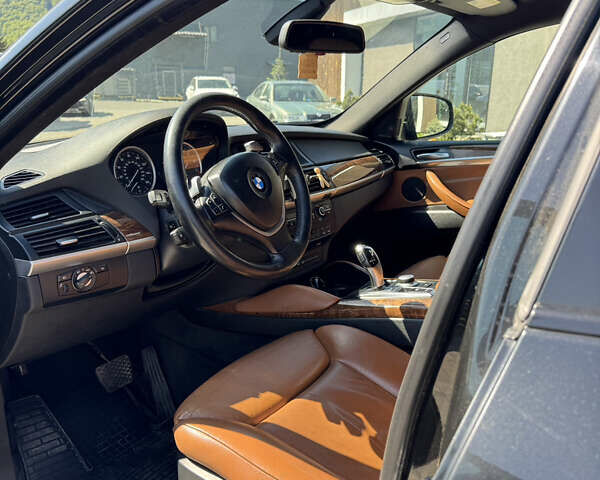 Черный БМВ Х6, объемом двигателя 2.98 л и пробегом 155 тыс. км за 15400 $, фото 7 на Automoto.ua